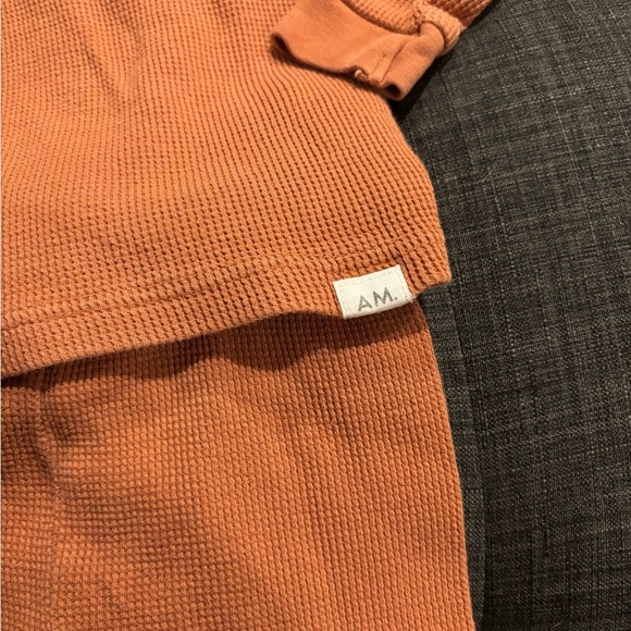 AM. x Petit Lem Lounge Set - Picture 3 of 8